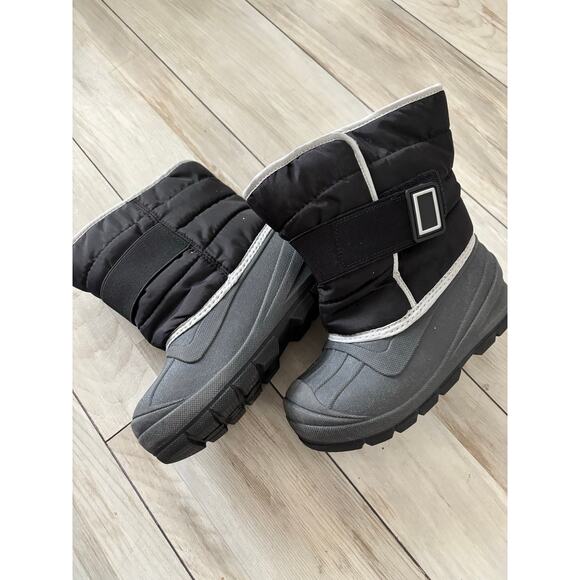 Cat & Jack Boots Little Boy 10 Black Gray Snow Water Proof Thermolite Winter - Picture 5 of 6
